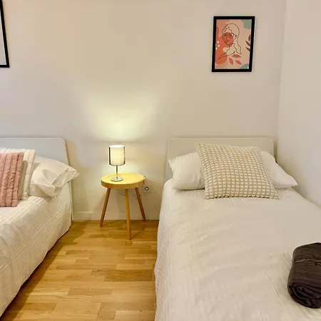 Modernes Mit Balkon Naehe Scs