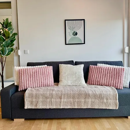 Apartment Modernes Mit Balkon Naehe Scs Wiener Neudorf